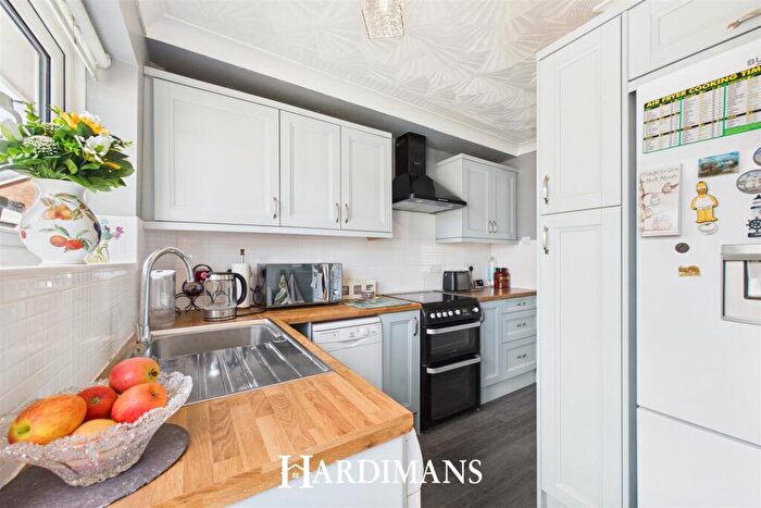 2 Bedroom Detached Bungalow For Sale In Munnings Close, Carlton Colville, Lowestoft, NR33