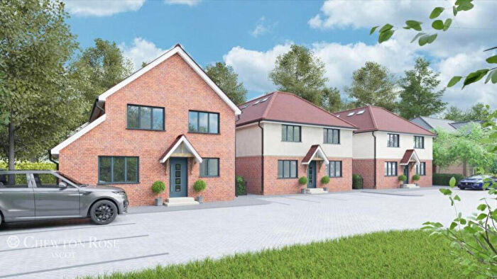 5 Bedroom Detached House For Sale In North Street, Winkfield, SL4