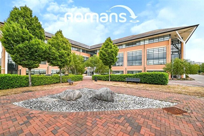 3 Bedroom Flat To Rent In The Boulevard, Cain Road, Bracknell, RG12