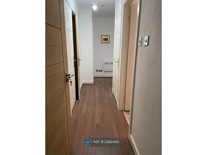 1 Bedroom Flat To Rent In Belgrave Chapel, Darwen, BB3