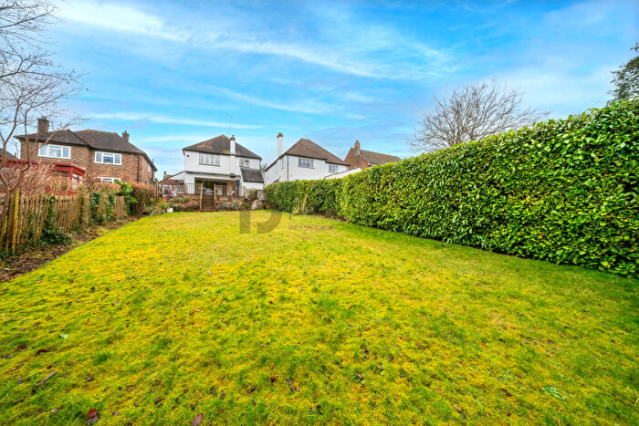 3 Bedroom Detached House For Sale In Manor Wood Road, Purley, CR8