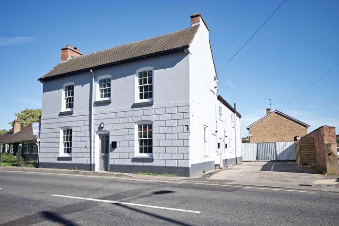 2 Bedroom Apartment To Rent In Flat, Birmingham Road, Warwick, CV34