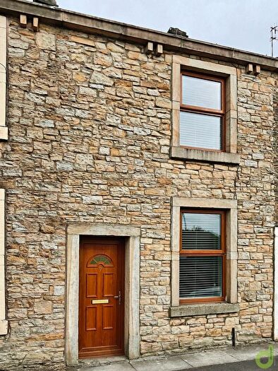 2 Bedroom Terraced House To Rent In Albert Street, Oswaldtwistle, BB5