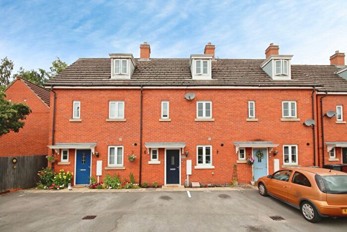 3 Bedroom Town House For Sale In Kingsdown Road, Lincoln, LN6