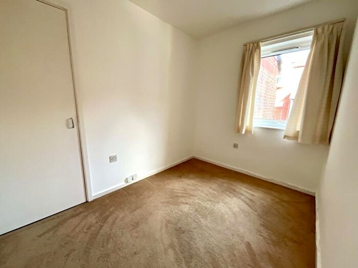 2 Bedroom Apartment To Rent In Ruskin Close, Didcot, Oxfordshire, OX11