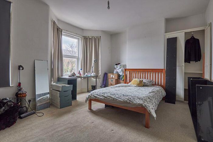 1 Bedroom Terraced House To Rent In Pinhoe Road, Exeter, EX4