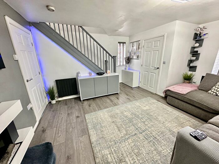 3 Bedroom End Of Terrace House For Sale In Harris Road, Armthorpe, Doncaster, DN3