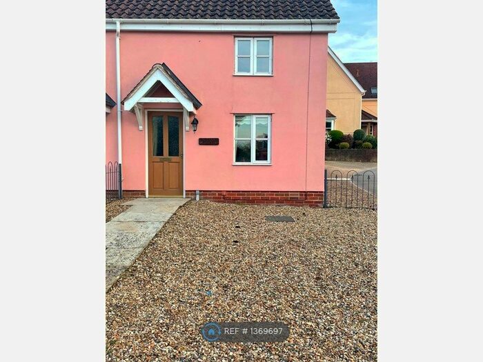 2 Bedroom Semi-Detached House To Rent In Low Street, Diss Norfolk, IP21
