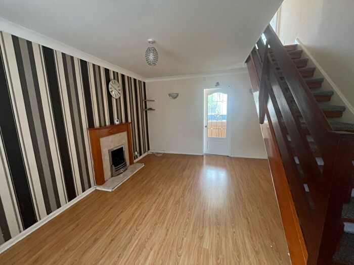 2 Bedroom Terraced House To Rent In West Bromwich, B70