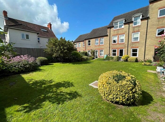 1 Bedroom Flat For Sale In Home Sarum House, Wilton Road, Salisbury, Wiltshire, SP2