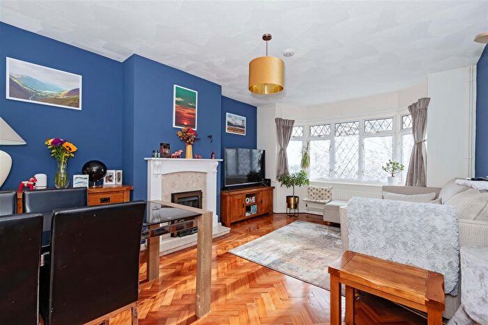 2 Bedroom Semi-Detached Bungalow For Sale In Downside, Shoreham-By-Sea, BN43