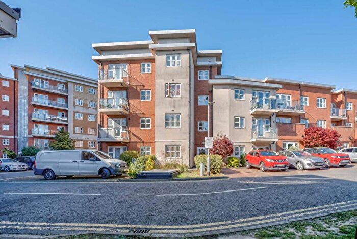 2 Bedroom Flat For Sale In Stanley Road, Harrow, HA2