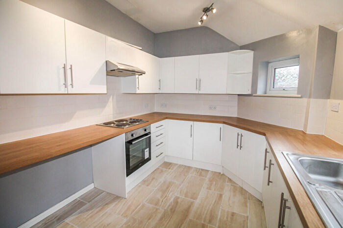 1 Bedroom Flat To Rent In High Street, Amesbury, SP4