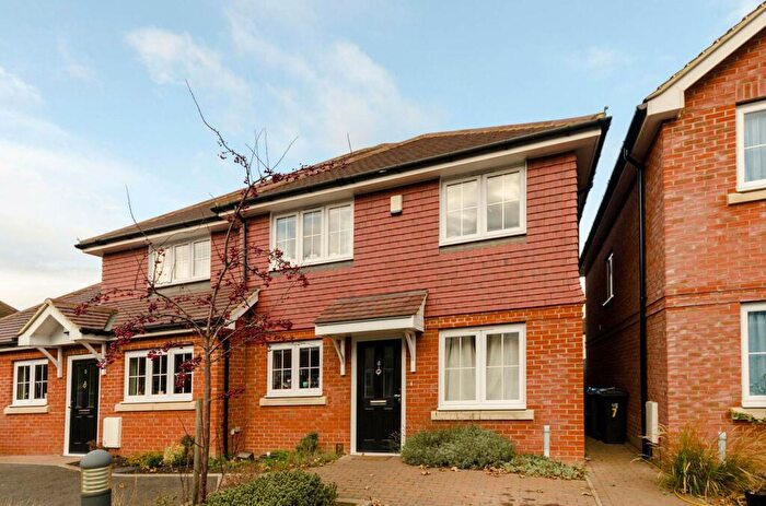 4 Bedroom Semi-Detached House To Rent In Rosemead Close, Tolworth, Surbiton, KT6