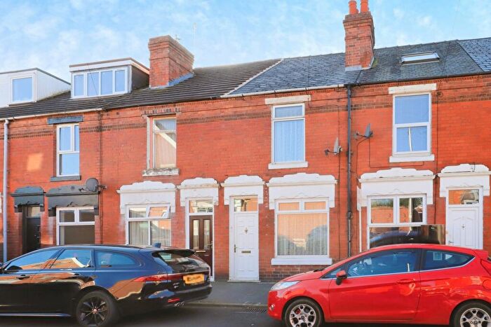 3 Bedroom Terraced House For Sale In Albert Road, Kidderminster, DY10