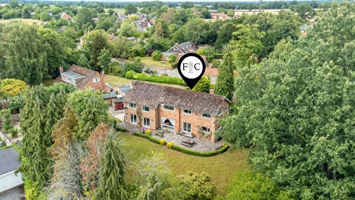 5 Bedroom Detached House For Sale In Bourton On Dunsmore, Rugby, Warwickshire, CV23