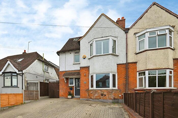 4 Bedroom Semi-Detached House For Sale In Loose Road, Maidstone, ME15