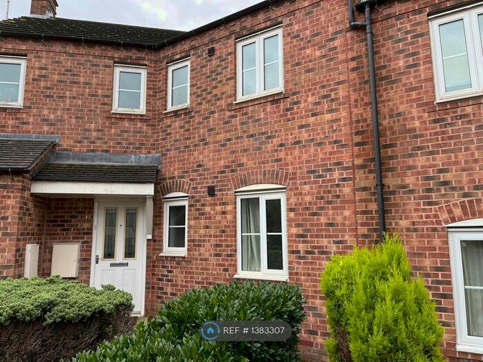 2 Bedroom Flat To Rent In Bassledene Road, Sheffield, S2