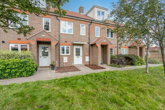 2 Bedroom Terraced House For Sale In Pecketts Gate, Chichester, PO19