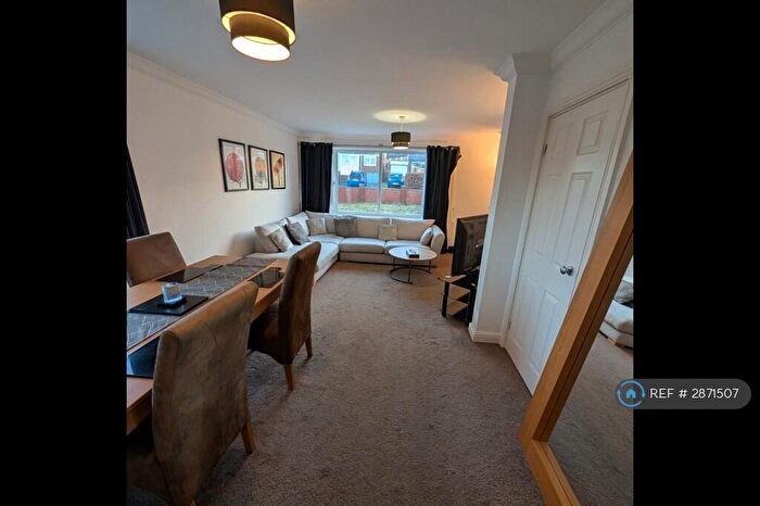 3 Bedroom Semi-Detached House To Rent In Hawthorn Crescent, Durham, DH1