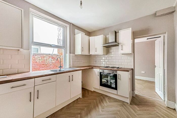4 Bedroom Terraced House For Sale In Granville Street, Hull, HU3