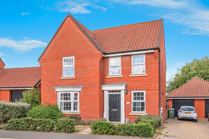 4 Bedroom Detached House For Sale In Elizabeth Way, Aylsham, Norwich, NR11