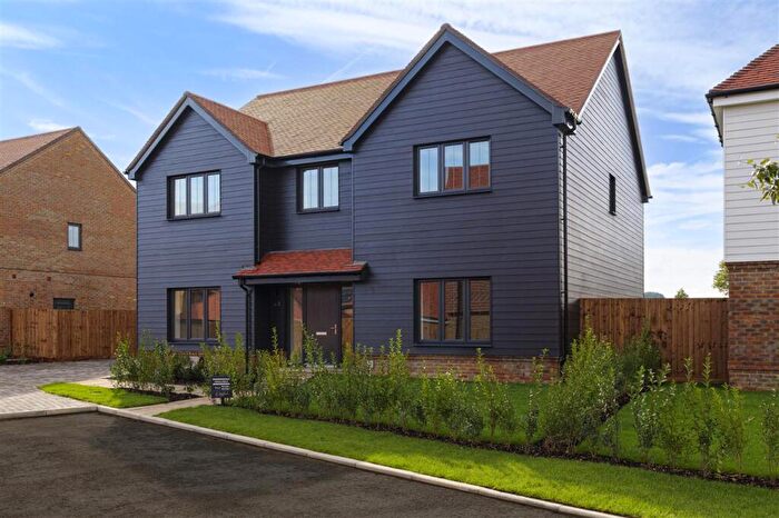 5 Bedroom Detached House For Sale In The Brasted, The Fairways, Lyminge, CT18