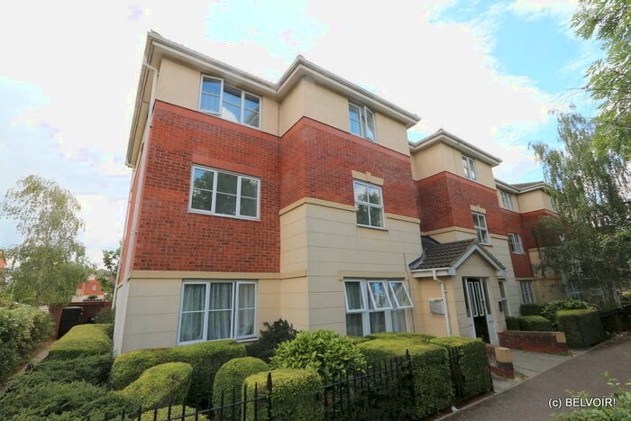 2 Bedroom Flat To Rent In Gillespie Close, Bedford, MK42