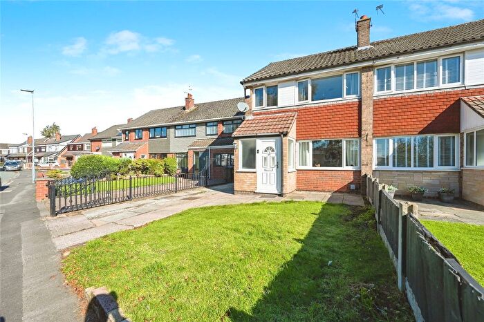 3 Bedroom Semi-Detached House For Sale In Wroxham Road, Warrington, Cheshire, WA5