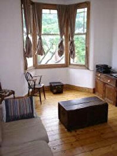 3 Bedroom Flat To Rent In Lansdowne Road, London, N17