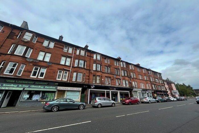 3 Bedroom Flat To Rent In Broomlands Street, Paisley, PA1