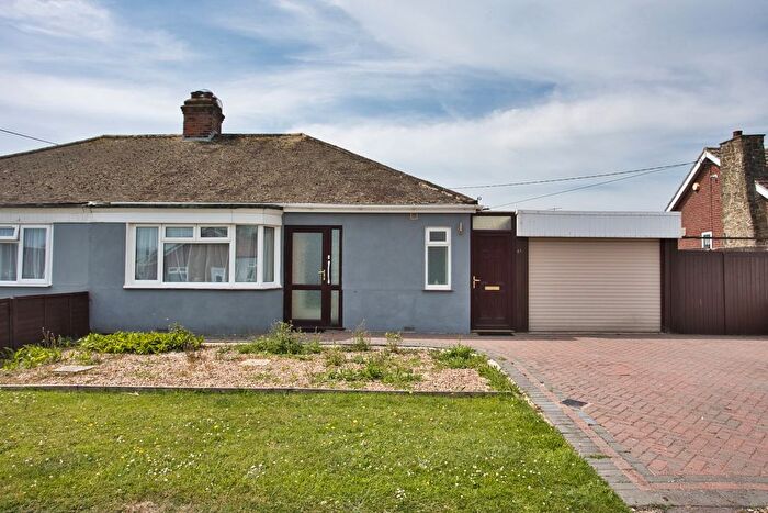 2 Bedroom Bungalow For Sale In Alexandra Road, Folkestone, CT18