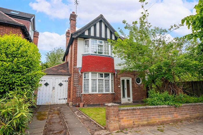 3 Bedroom Detached House For Sale In Repton Road, West Bridgford, NG2