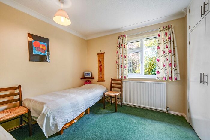 4 Bedroom Detached Bungalow For Sale In Corseley Road, Groombridge, TN3 - Photo 10