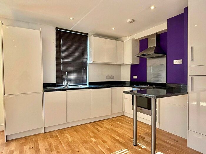 1 Bedroom Flat To Rent In Henfield Road, London, SW19