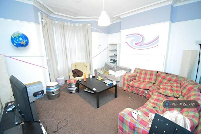 4 Bedroom Terraced House To Rent In Tavistock Road, Newcastle Upon Tyne, NE2