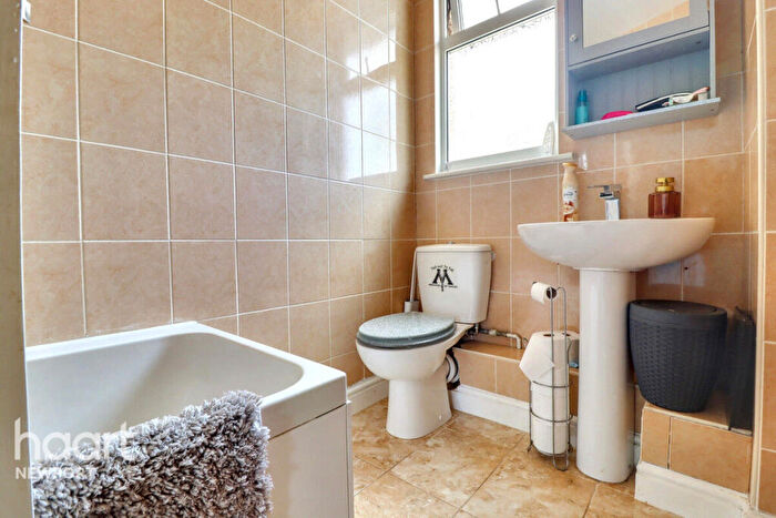 3 Bedroom End Of Terrace House For Sale In Maesglas Crescent, Newport, NP20