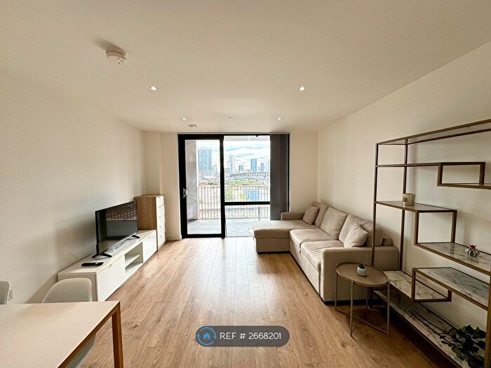 1 Bedroom Flat To Rent In Langham House, London, E15