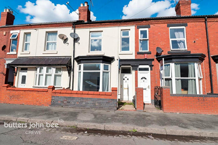 2 Bedroom Terraced House For Sale In Derrington Avenue, Crewe, CW2