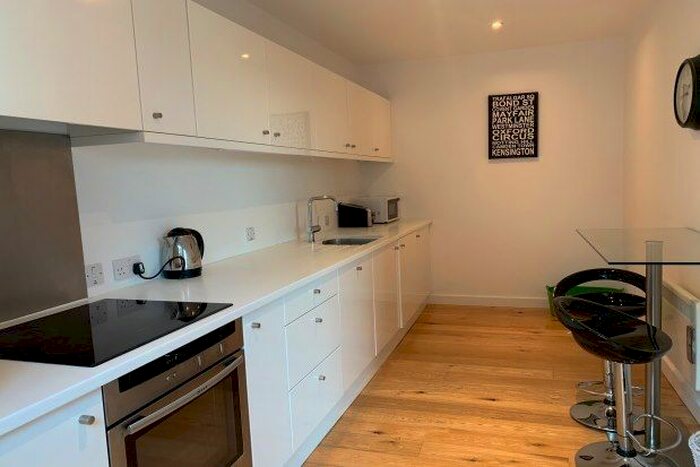 2 Bedroom Flat To Rent In Museum Court, Lincoln, LN2