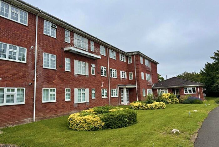 2 Bedroom Flat To Rent In Hillmead Court, SL6
