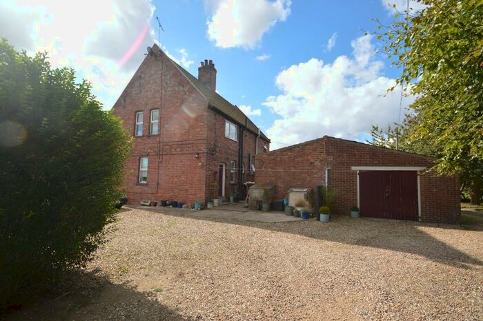 3 Bedroom Semi-Detached House To Rent In High Farm Cottages, Routh, Nr Beverley, HU17