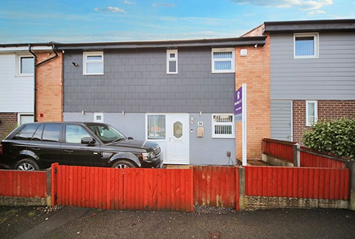3 Bedroom Terraced House For Sale In Falkirk Grove, Wigan, WN5