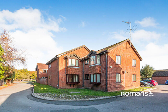 1 Bedroom Flat To Rent In The Beeches, Ash Vale, Aldershot, GU12