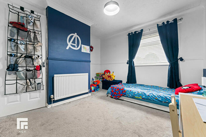 3 Bedroom End Of Terrace House For Sale In Glan Ely Close, Cardiff, CF5
