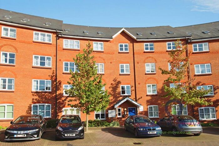 2 Bedroom Flat To Rent In Prebend Street, Bedford, Bedfordshire, MK40