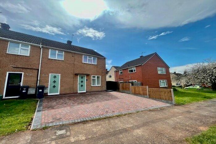 3 Bedroom Semi-Detached House To Rent In Mason Avenue, Leamington Spa, CV32