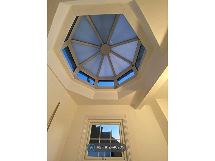 2 Bedroom Flat To Rent In Brigstock Road, London, CR7