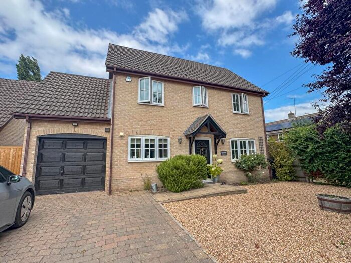5 Bedroom Detached House To Rent In Fowlmere Road, Thriplow, Hertfordshire, SG8