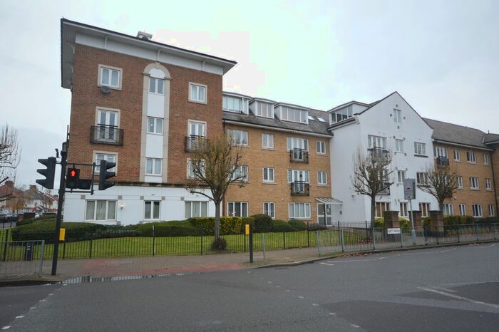 2 Bedroom Flat To Rent In Forty Avenue, Wembley, HA9